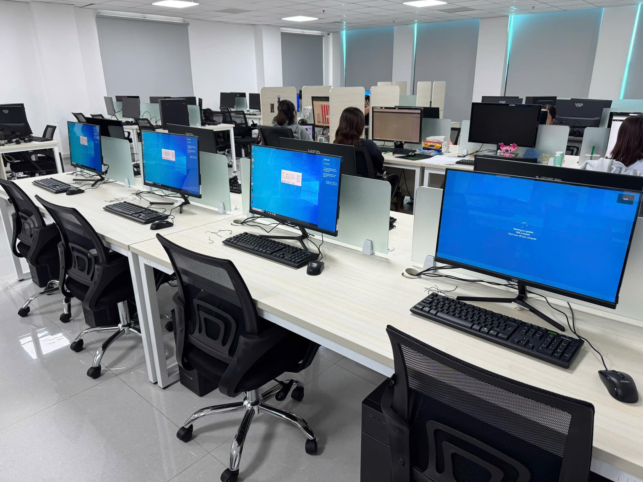 Cho thuê máy tính khu vực Quận Hai Bà Trưng