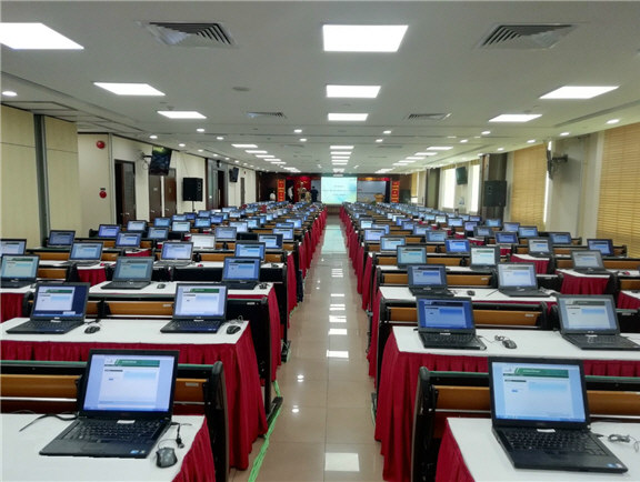 Cho thuê Máy tính xách tay giá rẻ khu vực Xã Phú Cát