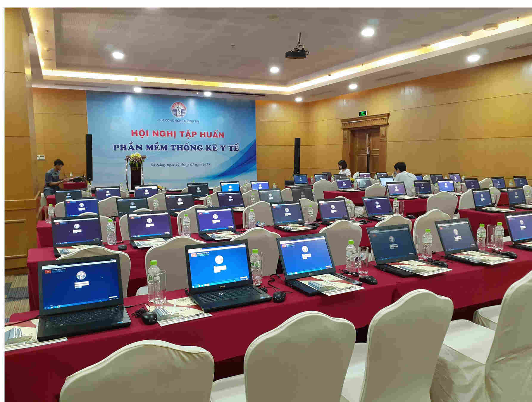 Cho thuê Máy tính xách tay giá rẻ khu vực Xã Ứng Hòa